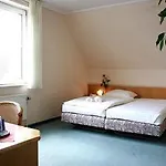 Ξενοδοχείο Leano Λίμπεκ